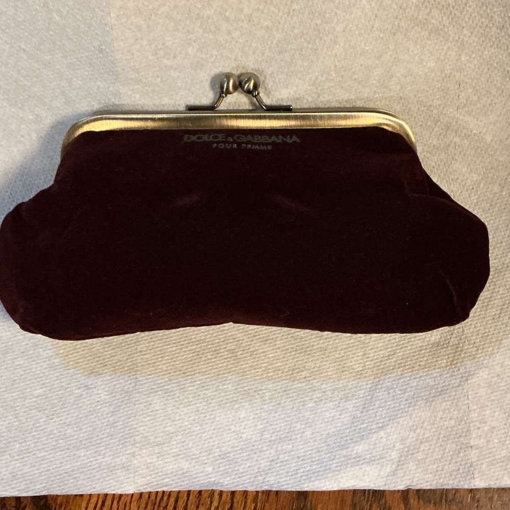 Dolce & Gabbana Deep Burgundy Velvet kiss lock